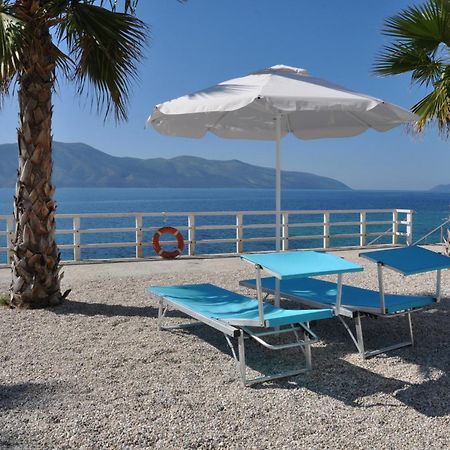 Coral Hotel & Resort Radhimë Buitenkant foto